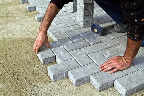 Imagem ilustrativa de Pavimentação com blocos de concreto intertravados